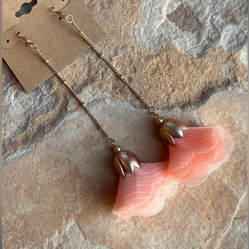 Peach Flower Fabric Goldtone Earrings NWT